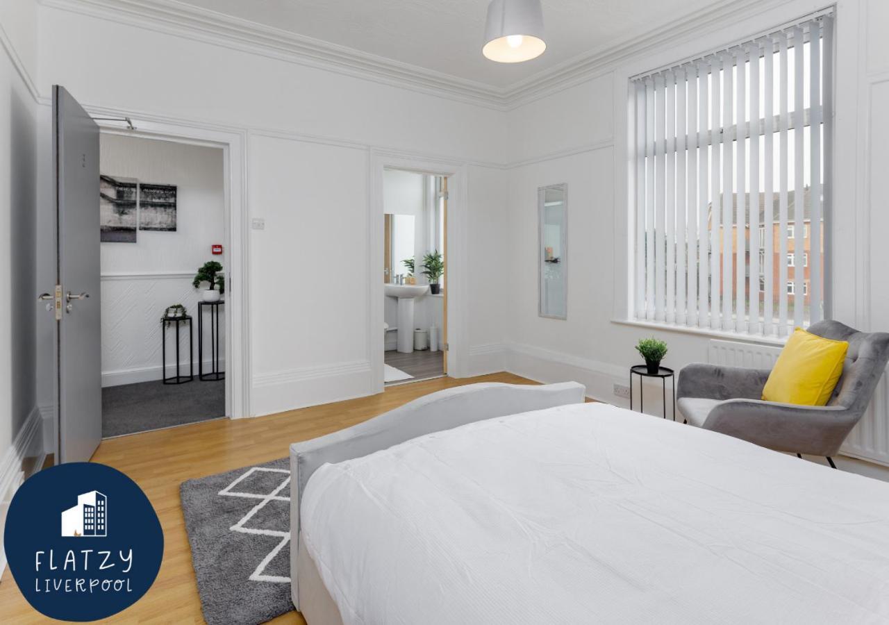 Flatzy - 6 Bed Oasis Close To Football Stadiums Ливерпуль Экстерьер фото