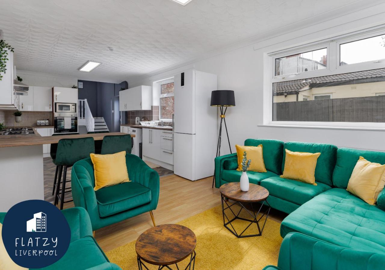 Flatzy - 6 Bed Oasis Close To Football Stadiums Ливерпуль Экстерьер фото